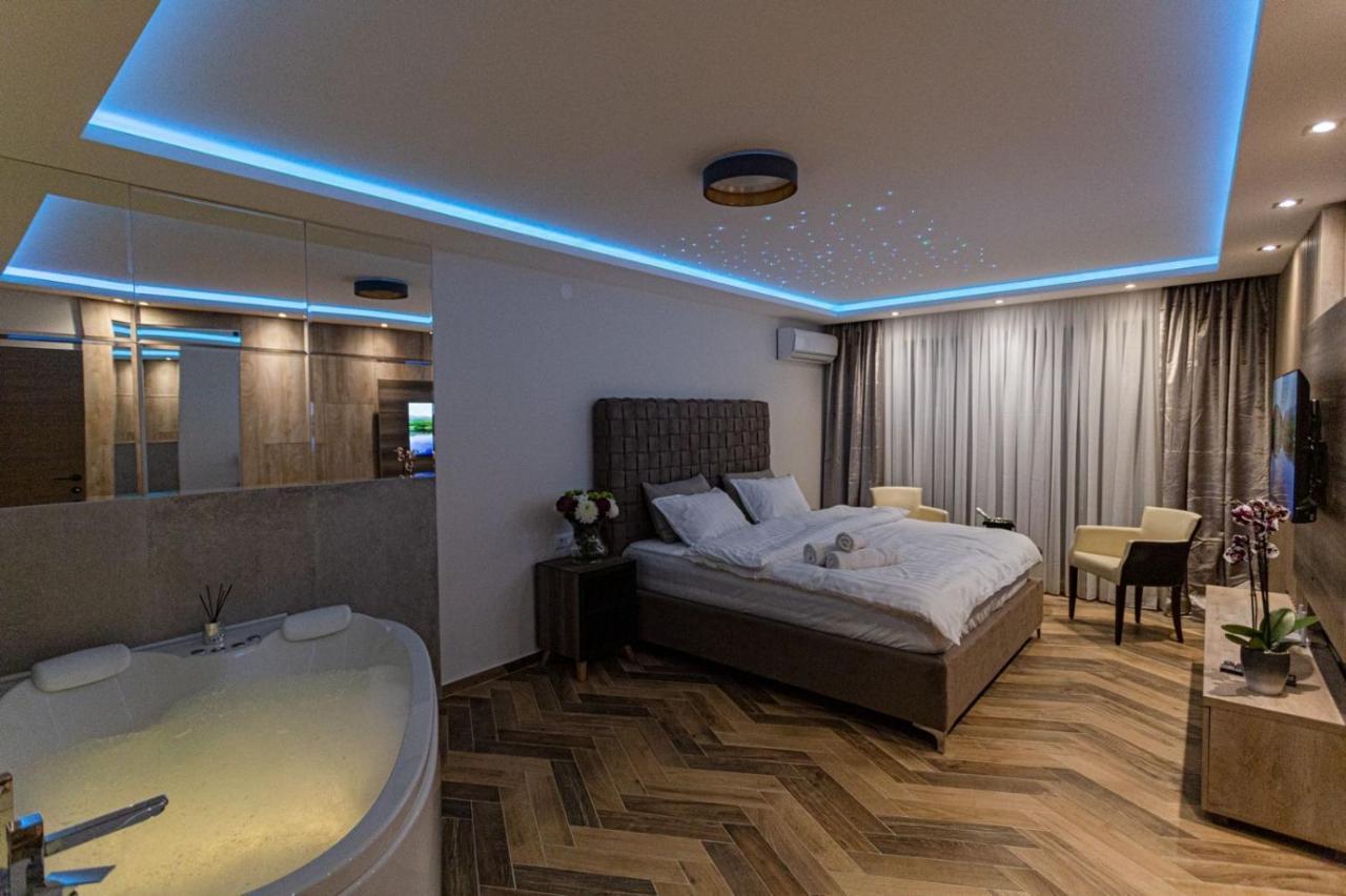 Perla Lux Apartmani Indija Экстерьер фото